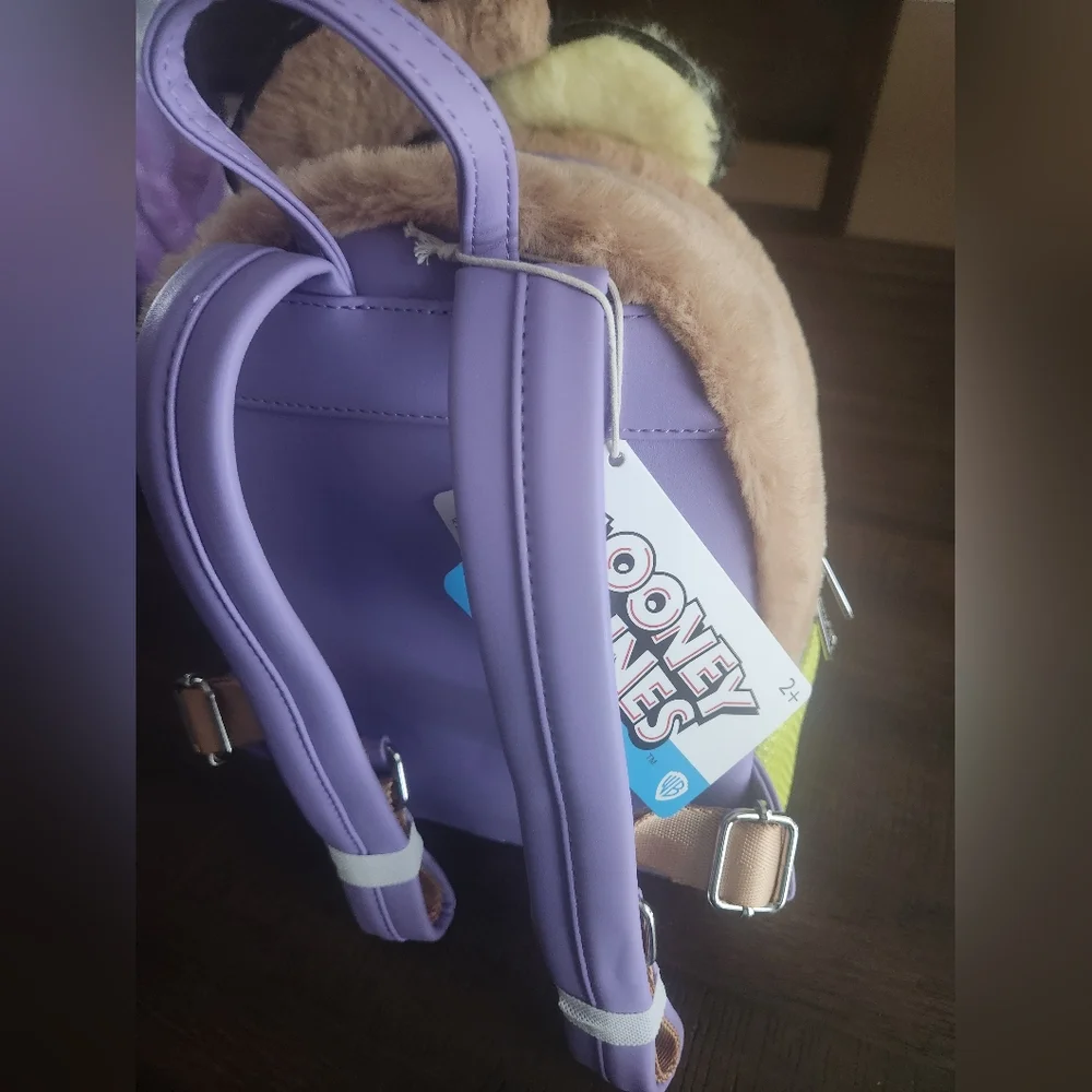 NWT Looney Tunes Lola Bunny Backpack With Scrunchie‎